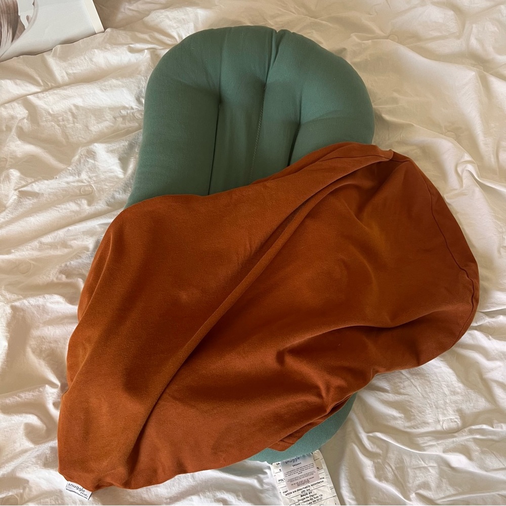 Snuggle Me Lounger - Moss with Gingerbread Cover
